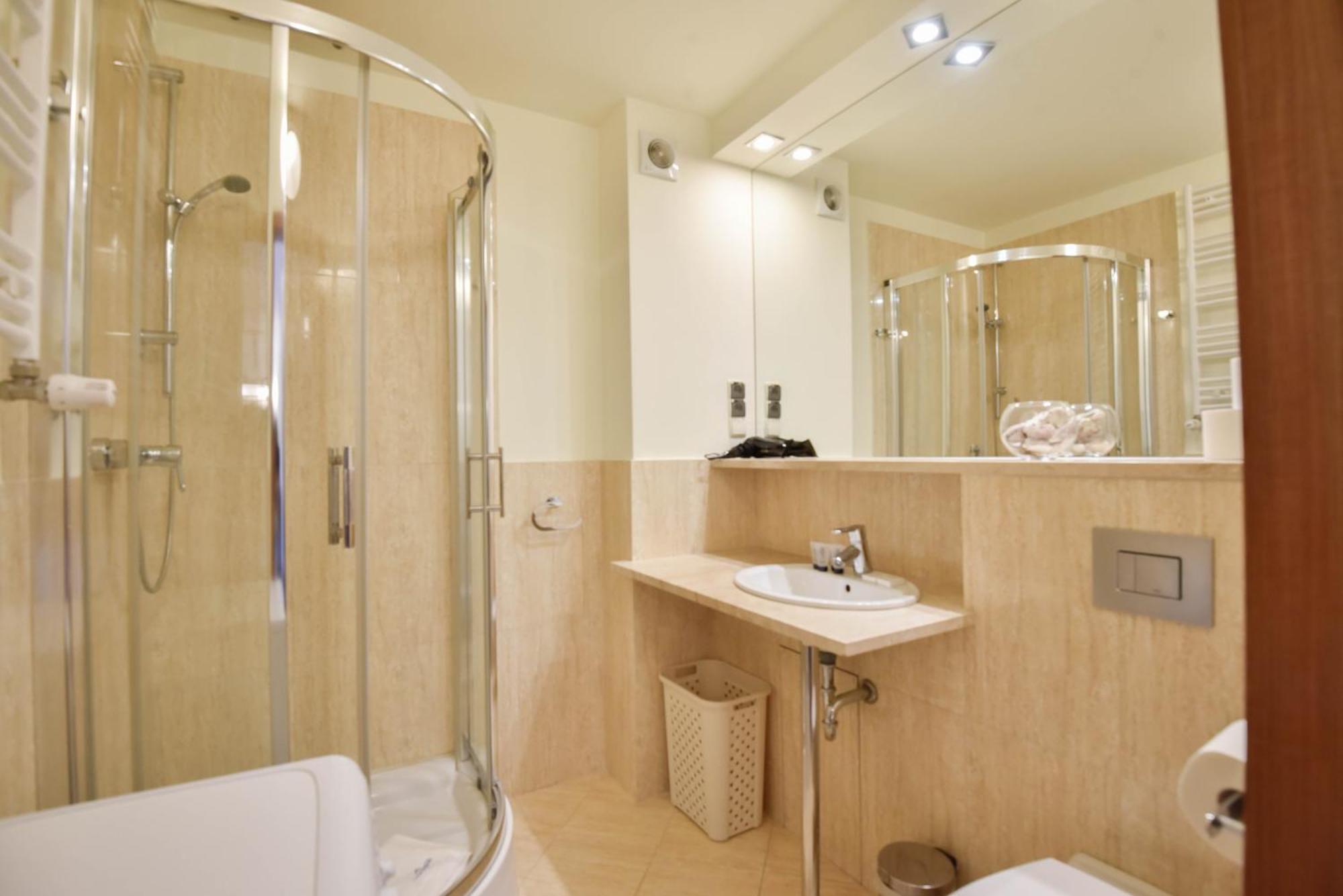 Apartamenty Mistral Z Parkingiem - Promenada & Morze - Apartamenty Na Wyspie Świnoujście Eksteriør bilde