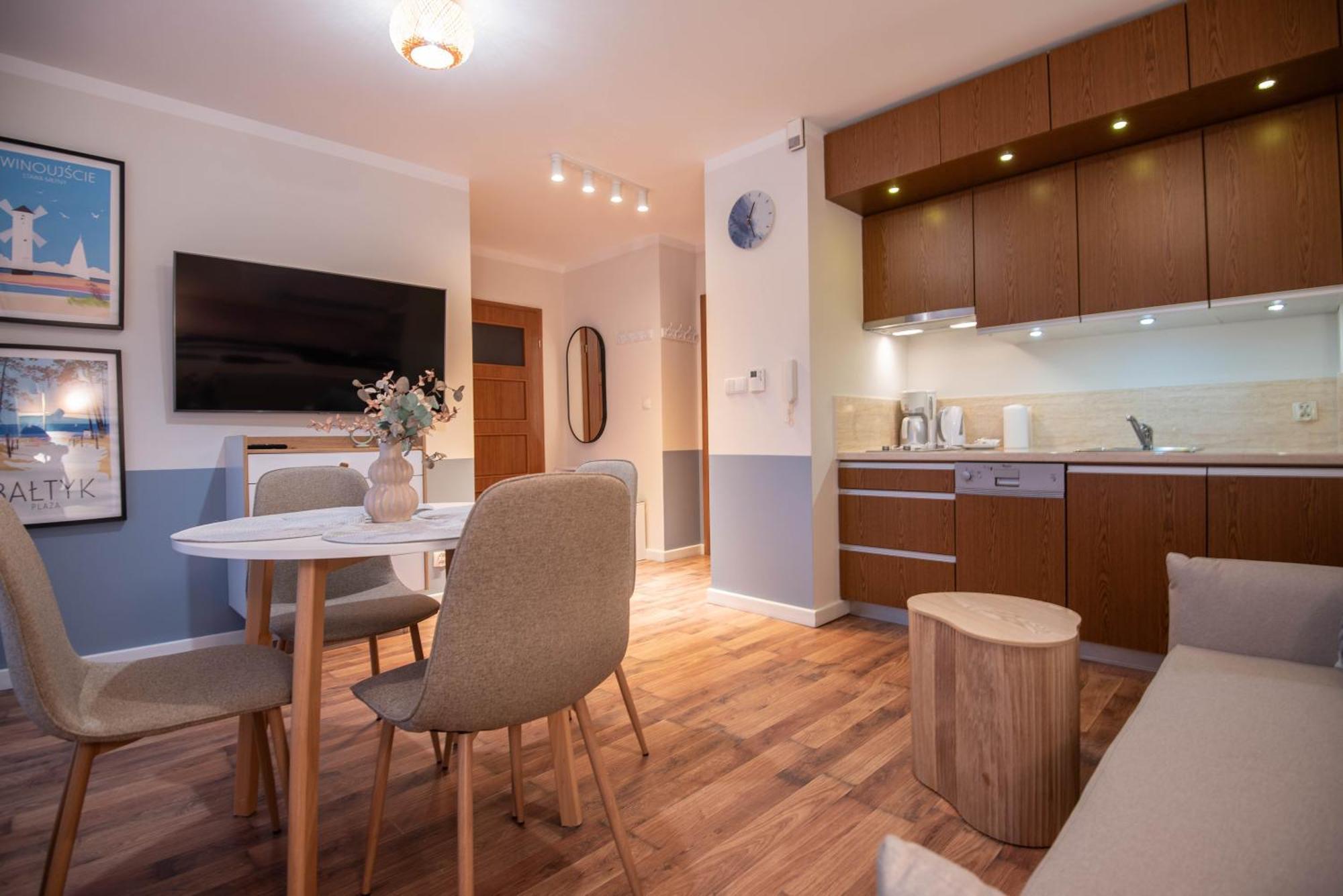 Apartamenty Mistral Z Parkingiem - Promenada & Morze - Apartamenty Na Wyspie Świnoujście Eksteriør bilde